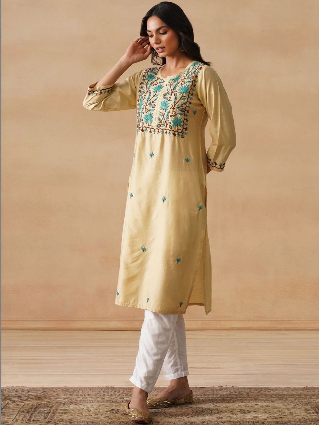 House of Chikankari Women Solid Beige Cotton Kurta