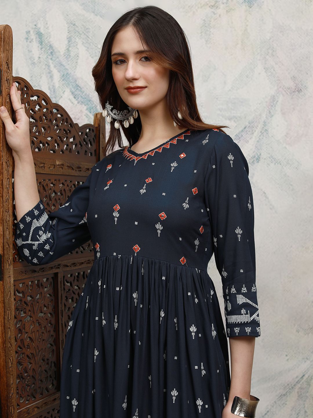 Vishudh Women Ethnic Motifs Printed A-Line Maxi Dress