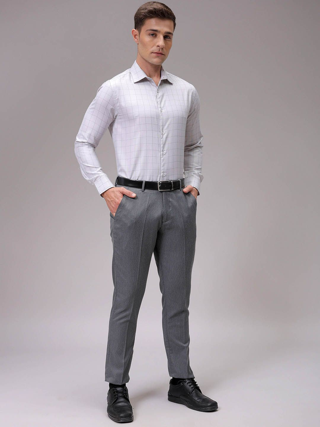 The Indian Garage Co. X Luxe Men Slim Fit Opaque Checked Formal Shirt