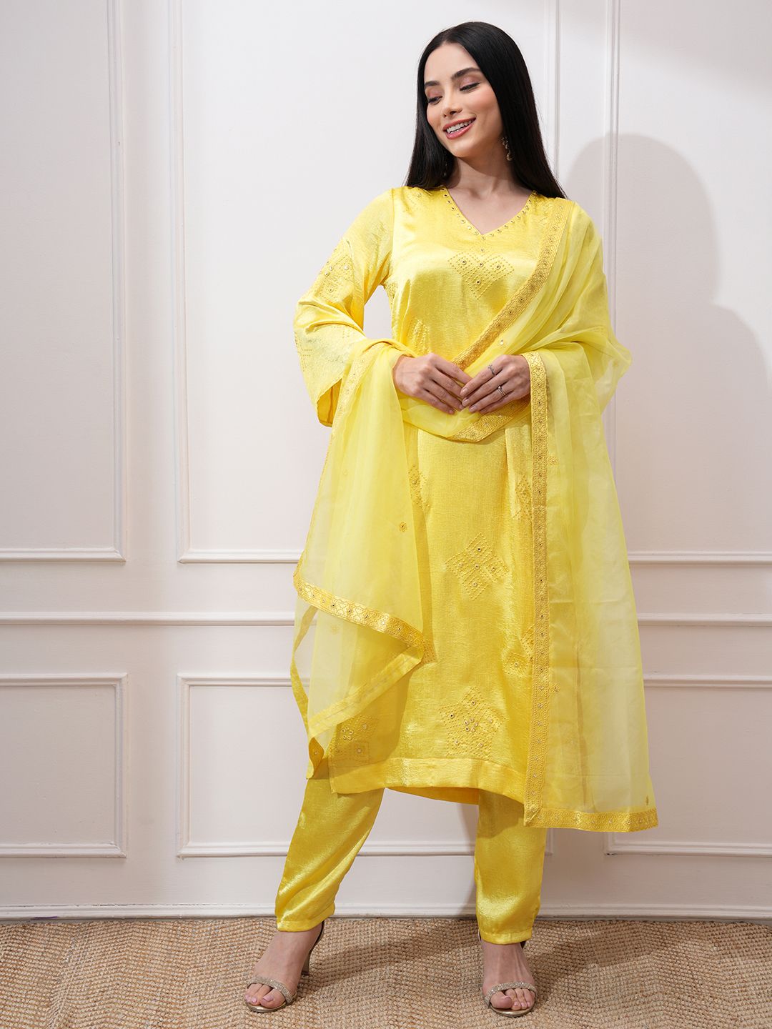 Vishudh Women Ethnic Motifs Embroidered Regular Kurta with Trousers & With Dupatta