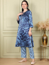 W Women Floral Printed Regular Thread Work Kurta with Trousers