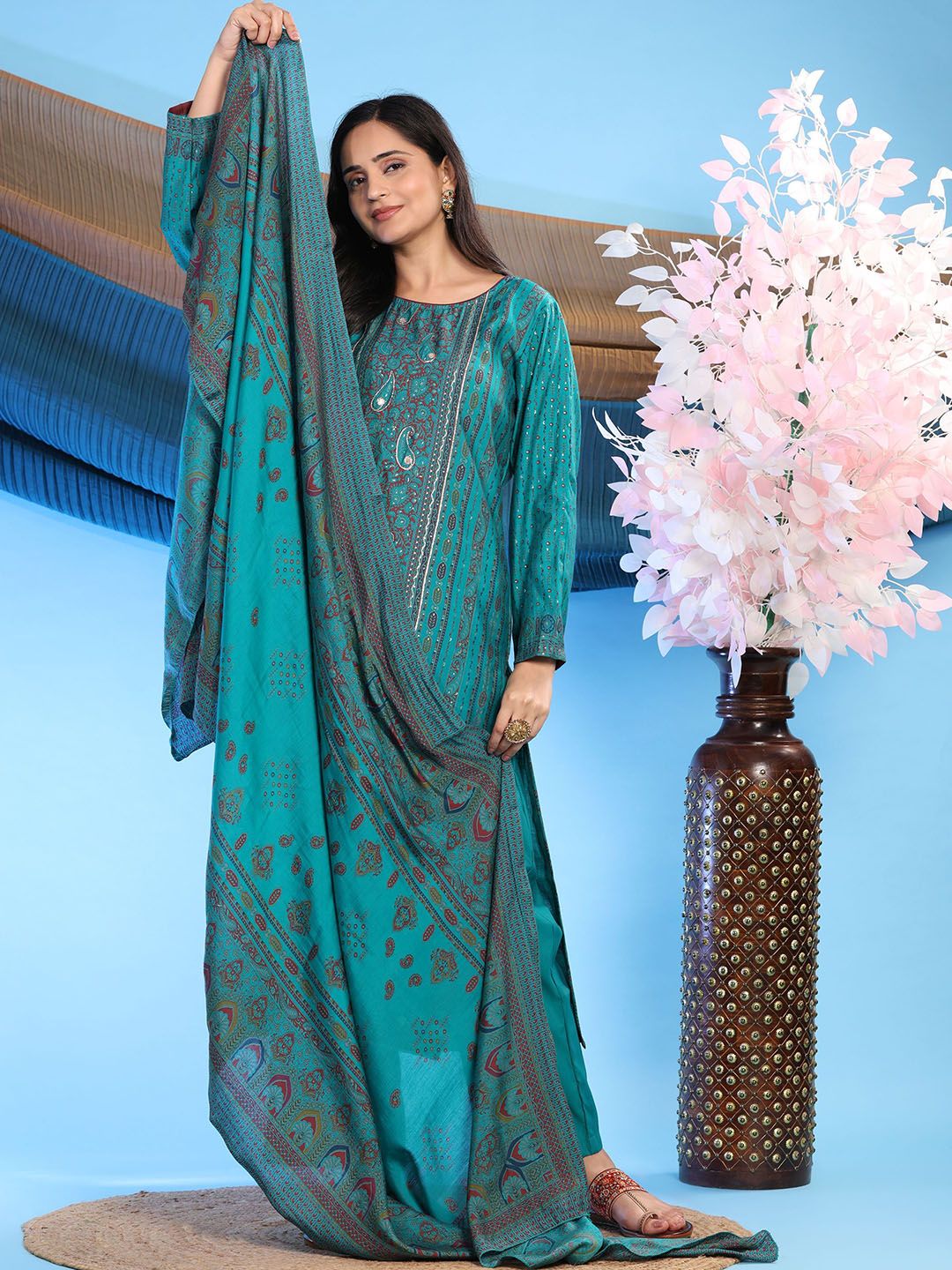Mamicha Women Floral Embroidered Regular Pure Cotton Kurta with Palazzos & With Dupatta