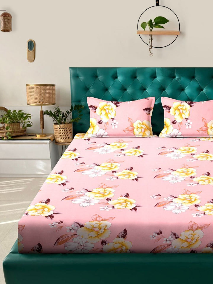 KLOTTHE Pink Floral Cotton 300 TC Fitted King Fine Bedsheet dengan 2 Sarung Bantal-98 x 89 inci