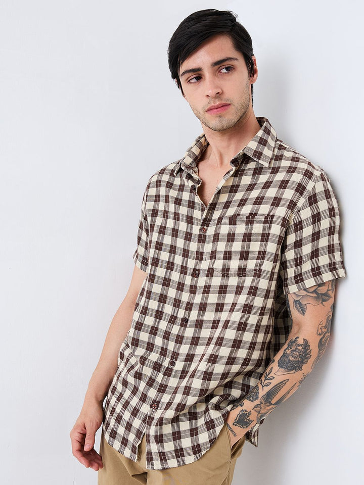 SPYKAR Men Spread Collar Checked Cotton Casual Shirt