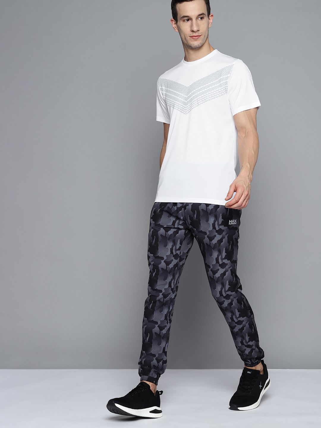 HRX By Hrithik Roshan Training Men Optic White Rapid-Dry Solid Tshirts