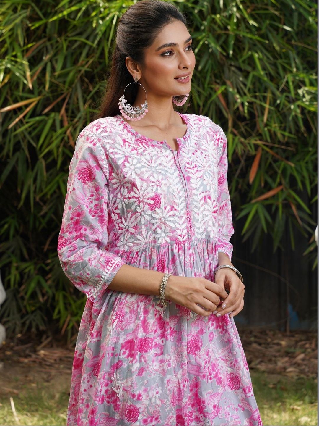 Pakaian Midi Cetakan Floral House of Chikankari & Flare