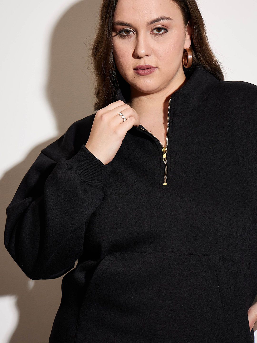 SASSAFRAS Curve Women Plus Size Long Sleeves Half Zipper Sweatshirt