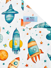 Myntra Elegant Homes Watak Kartun Putih 300 TC Cadar Katil King dengan 2 Sarung Bantal