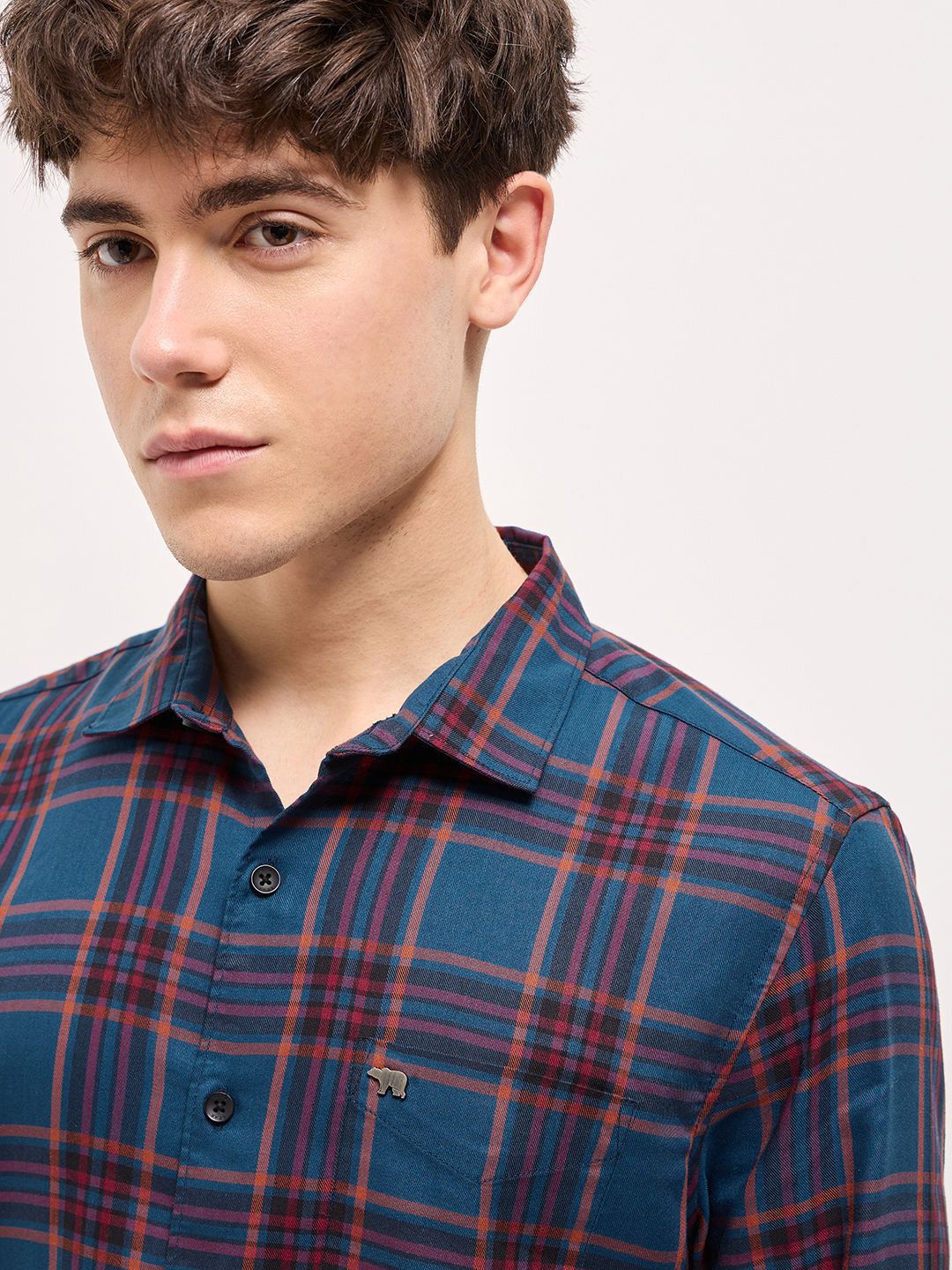 THE BEAR HOUSE Men Spread Collar Tartan Checked Cotton Slim Fit Shirt