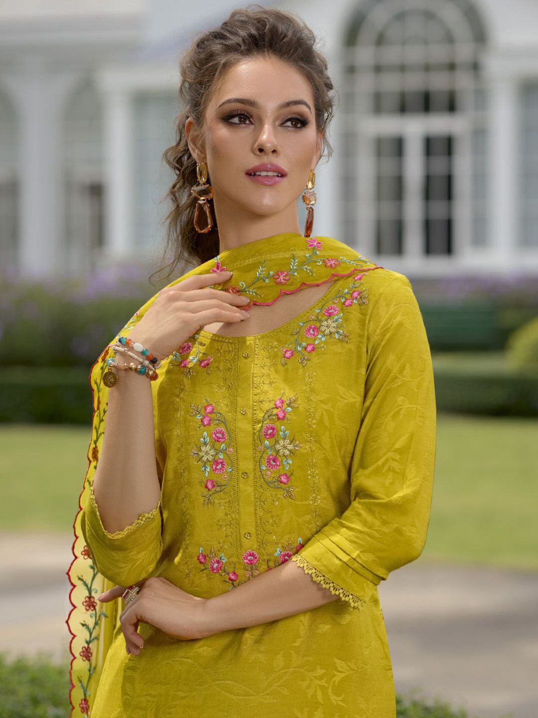 Varanga Floral Embroidered Thread Work Straight Kurta With Trousers And Dupatta
