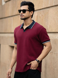 Powerlook Men Wine Contrast Collar T-Shirt
