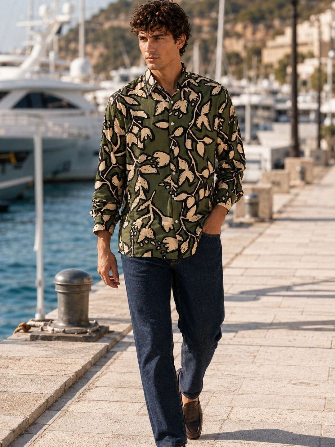 Eszett Floral Printed Spread Collar Casual Shirt