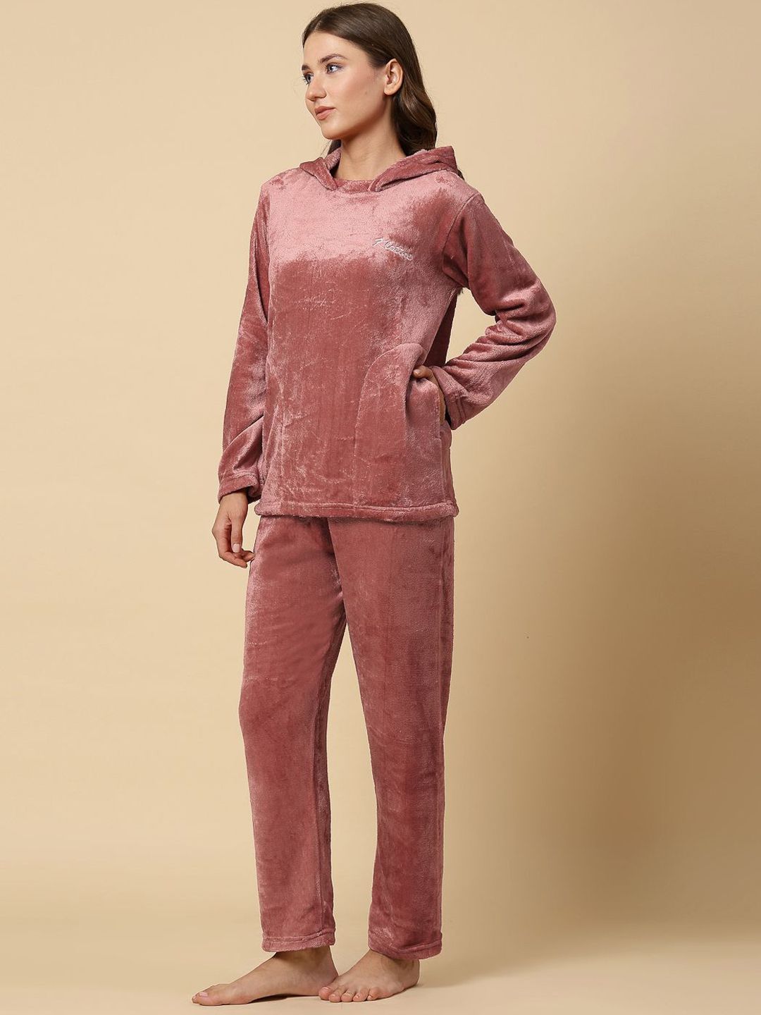 KLOTTHE Women Wool Solid Hooded Night Suit