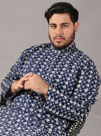 SOJANYA PLUS Size Floral Embroidered Thread Work Band Collar Straight Kurta