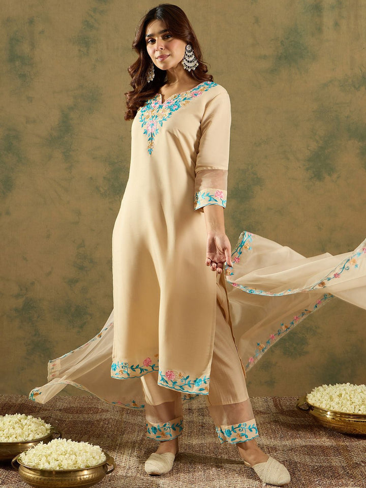 Indo Era Floral Embroidered Thread Work Kurta With Trousers & Dupatta