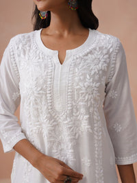 Rumah Wanita Chikankari Motif Etnik Sulam Chikankari White Romance Kurta