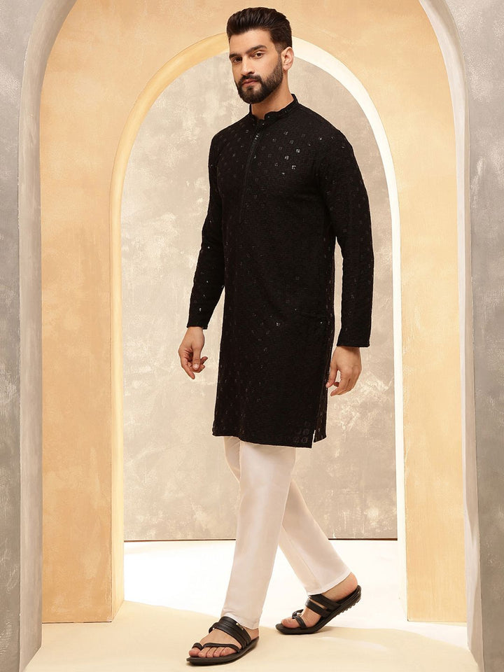 Anouk Black Geometric Embroidered Mandarin Collar Straight Pure Cotton Kurta With Trousers