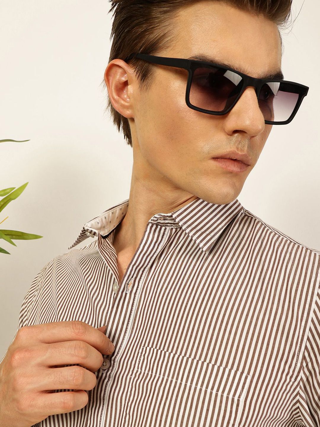 Thomas Scott Men Smart Spread Collar Vertical Striped Cotton Slim Fit Casual Shirt