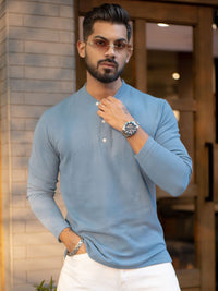 Powerlook Men Typography Henley Neck T-shirt
