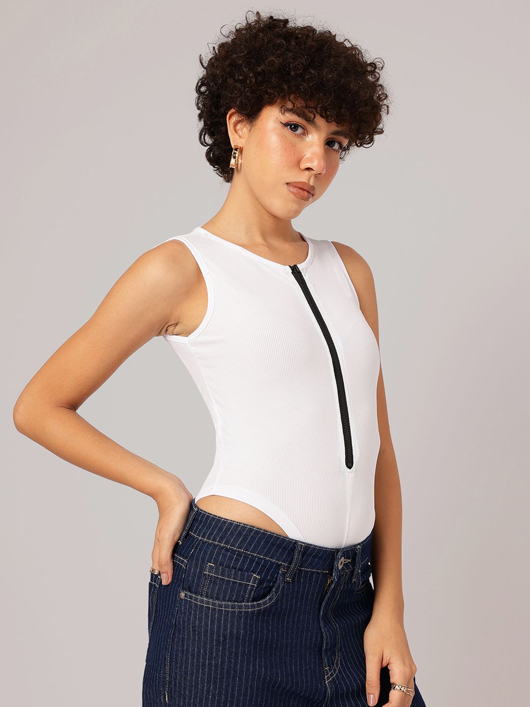 DressBerry Snowy Sleek Ribbed Bodysuit