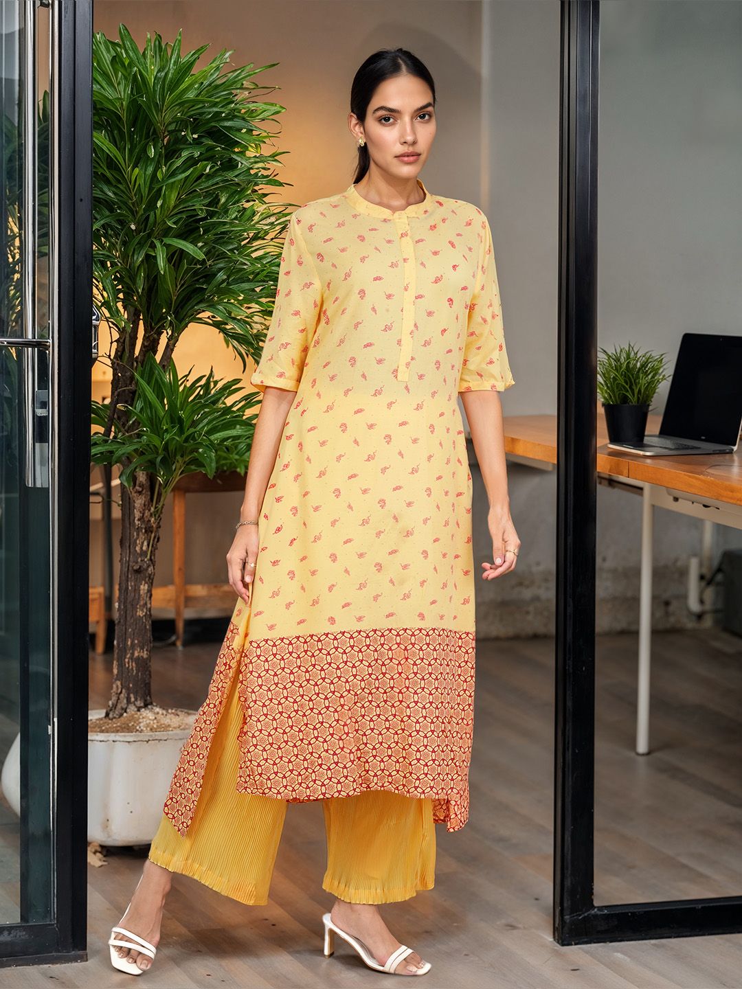Anouk Printed High-Low Kurta with Pleated Palazzos