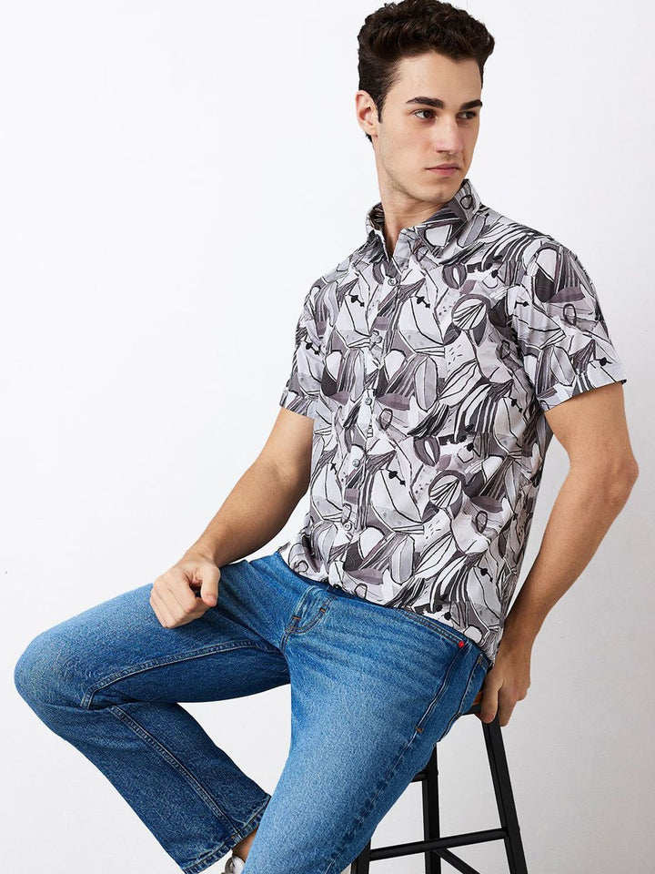SPYKAR Men Spread Collar Abstract Printed Cotton Casual Shirt