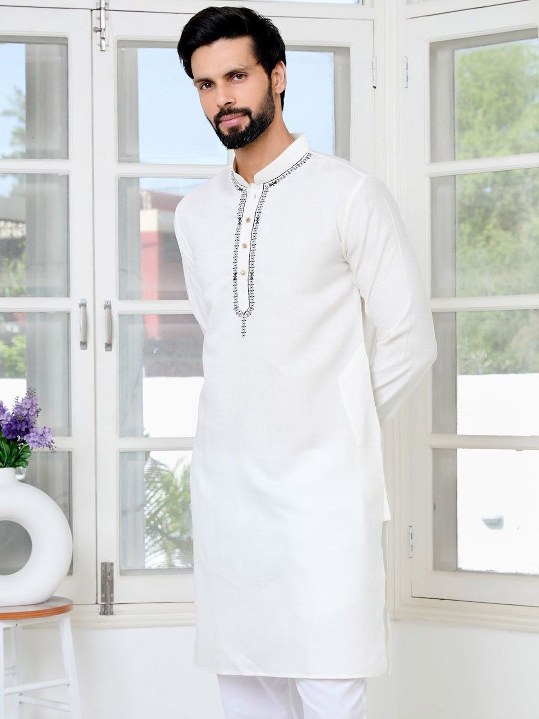 See Designs Men Geometric Embroidered Kurta with Pyjama