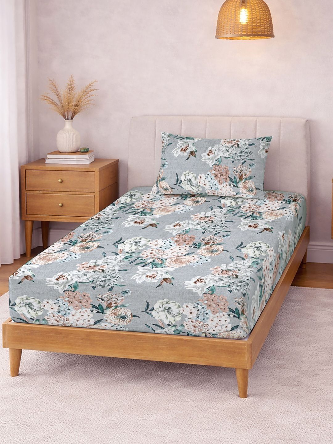 KLOTTHE Grey & White Printed 300 TC Single Bedsheet With Pillow Covers- 2.25 m x 1.5 m