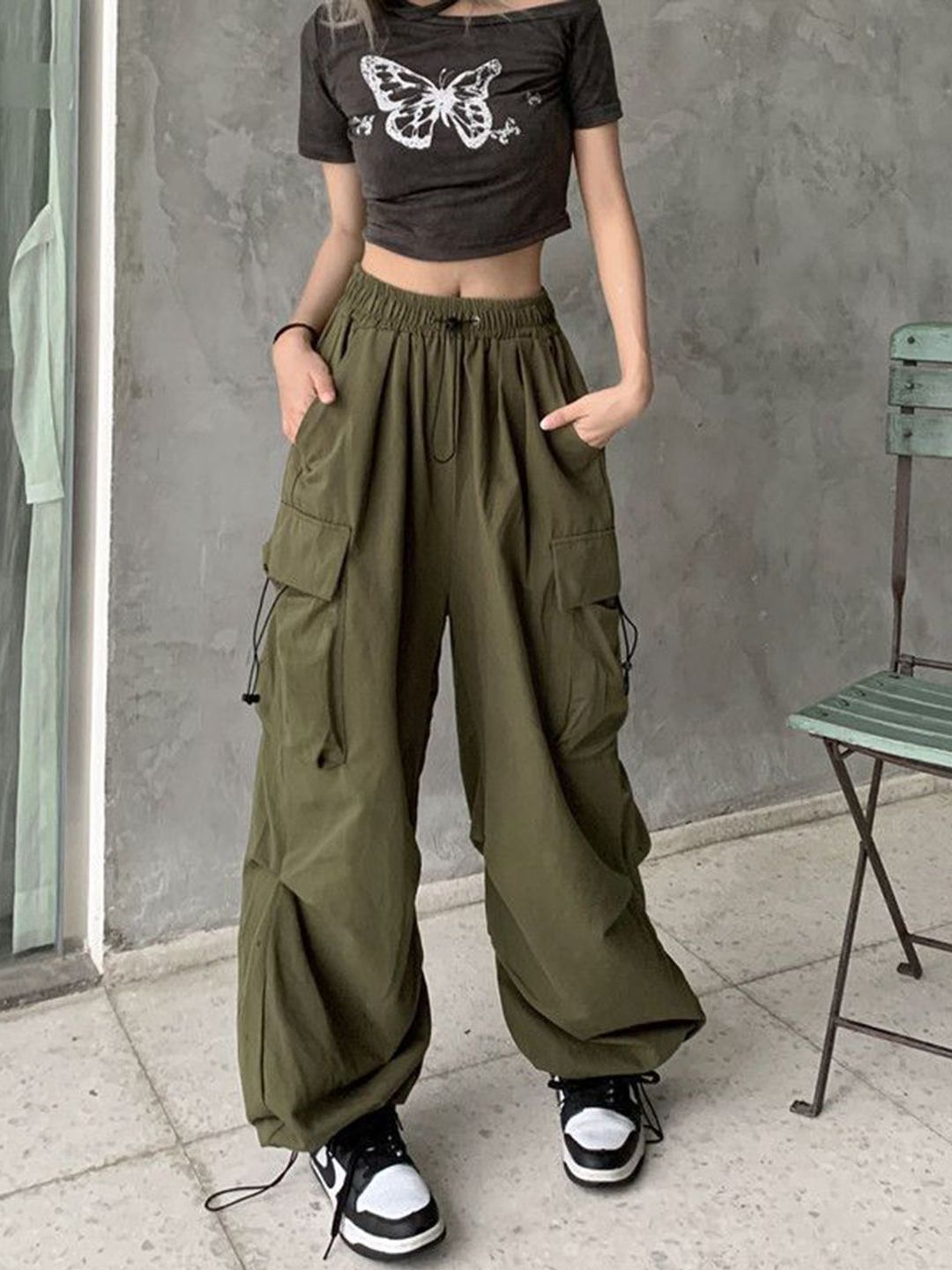 DressBerry Women Relaxed Straight Leg Loose Fit High-Rise Trousers