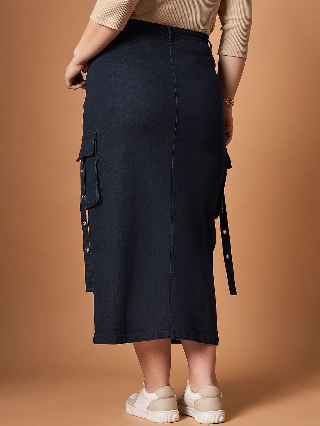SASSAFRAS Curve Denim Pencil Midi Length Skirt