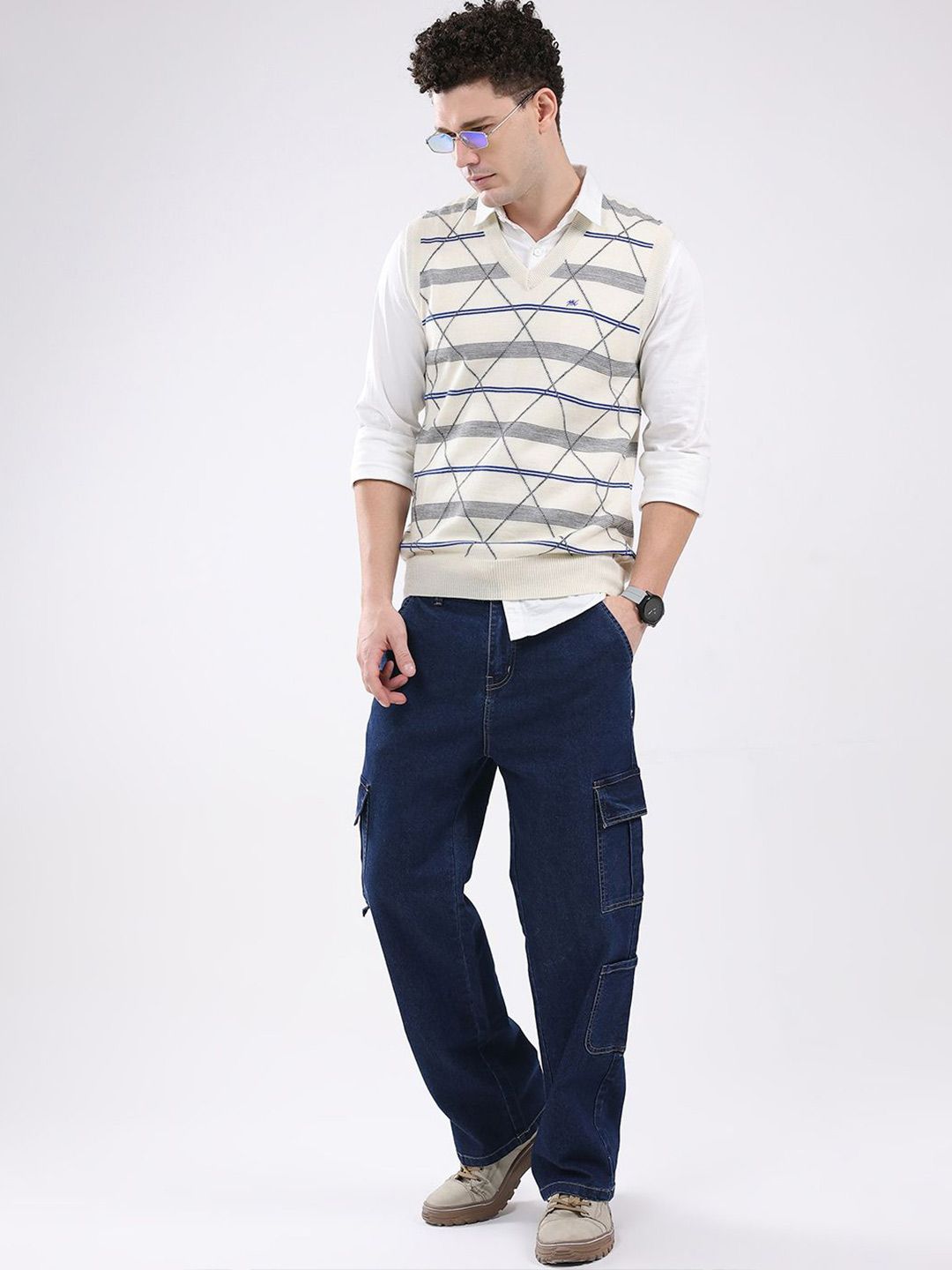 Monte Carlo Men Geometric Printed V-Neck Ribbed Sweater Vest