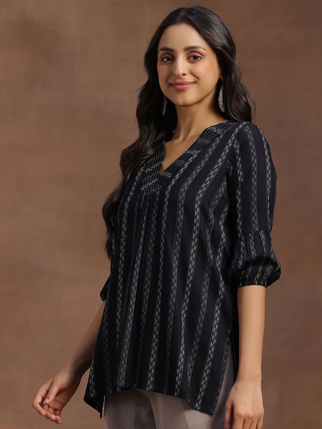 Libas Ethnic Motifs Woven Design V-Neck Pleated Kurti