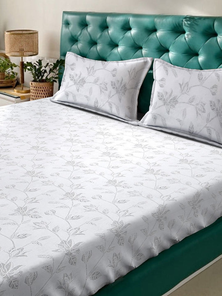 KLOTTHE White Floral Printed Fitted 400 TC Cotton Super King Bedsheet With 2 Pillow Covers