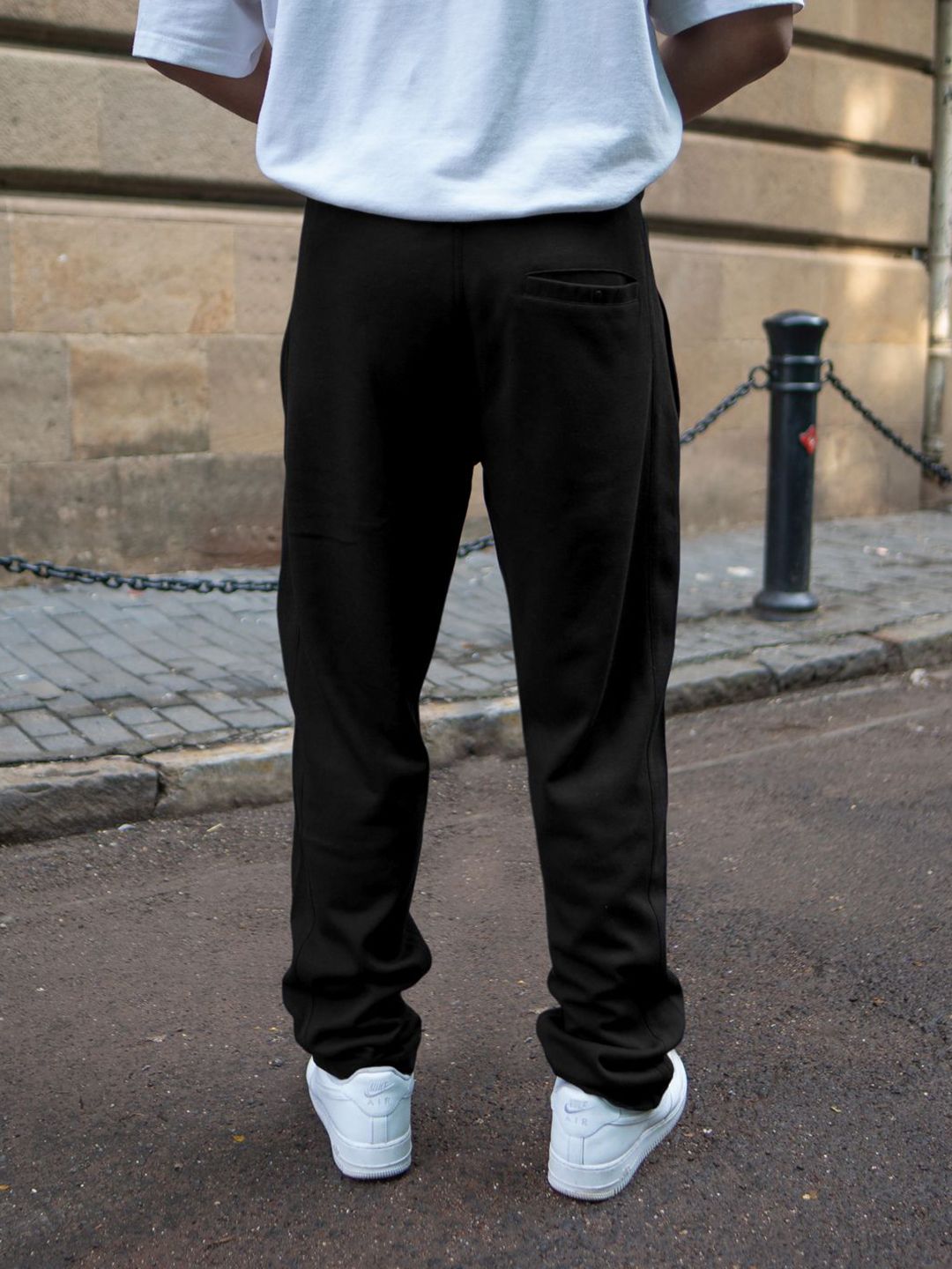Powerlook Men Black Knitted Regular Fit Mid-Rise Cotton Track Pant