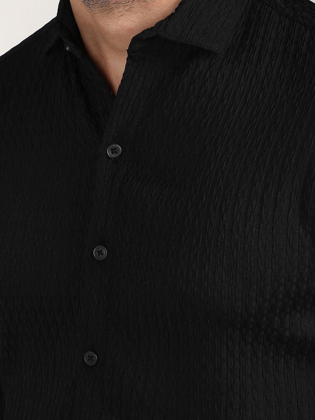 Campus Sutra Men Comfort Fit Textured Spread Collar Casual Shirt
