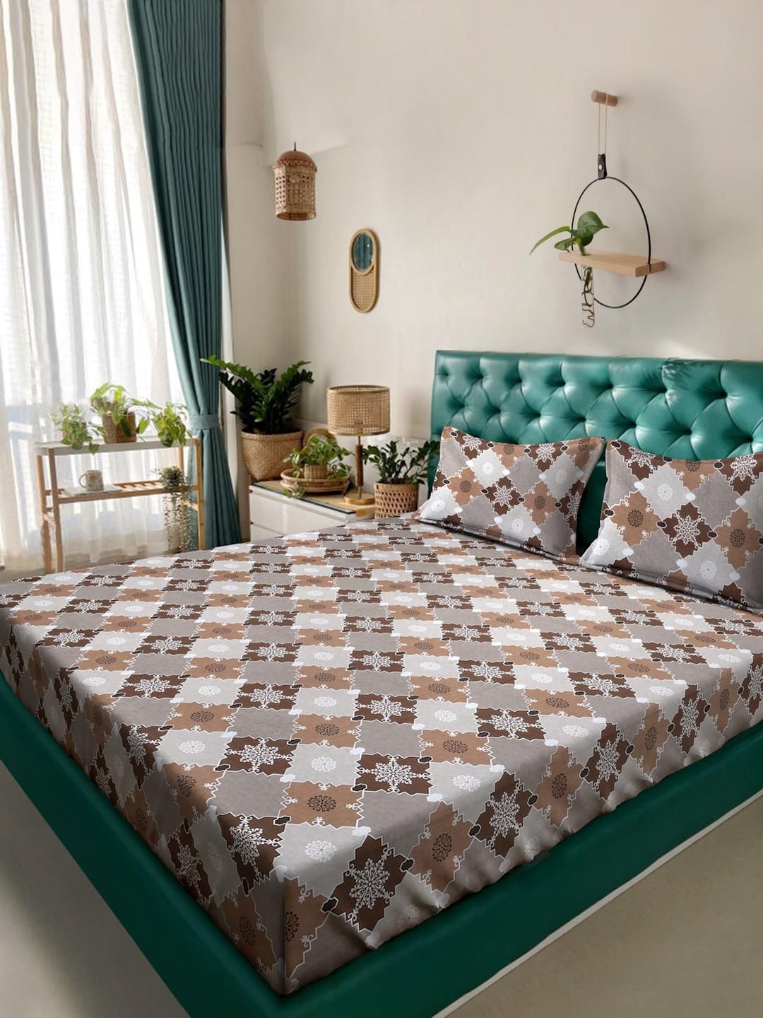 KLOTTHE Brown Floral Pure Cotton 400 TC King Fine Bedsheet with 2 Pillow Covers-98 x 89 inches