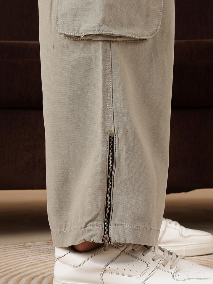 Eszett Men Easy Wash Cargos Seluar