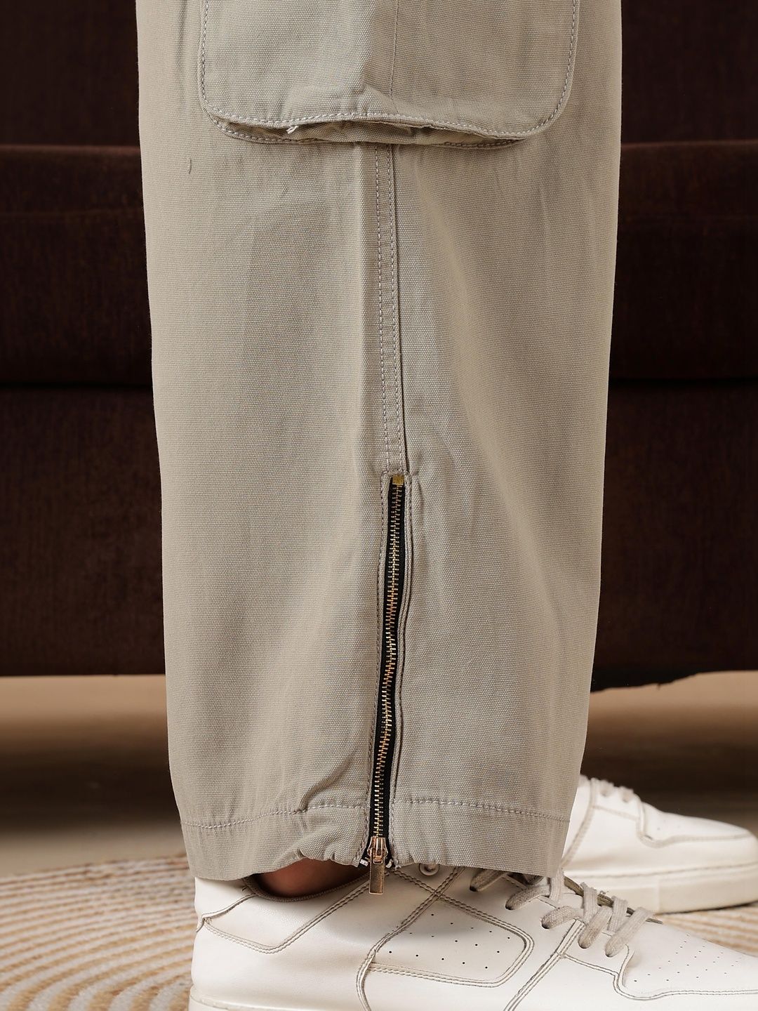 Eszett Men Easy Wash Cargos Seluar