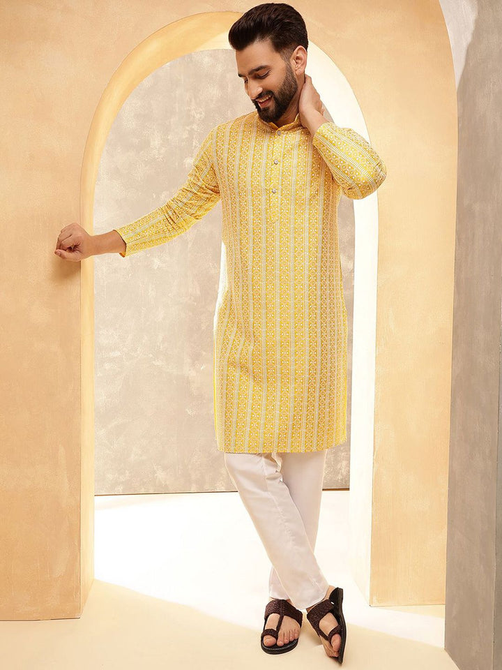 Anouk Yellow & White Band Collar Geometric Sulam Kurta Lurus Kapas Tulen