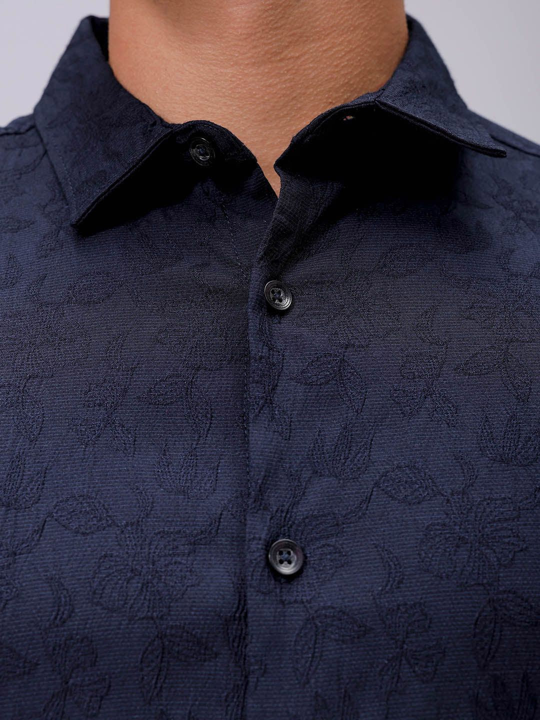 The Indian Garage Co Men Slim Fit Textured Jacquard Resortwear Shirt