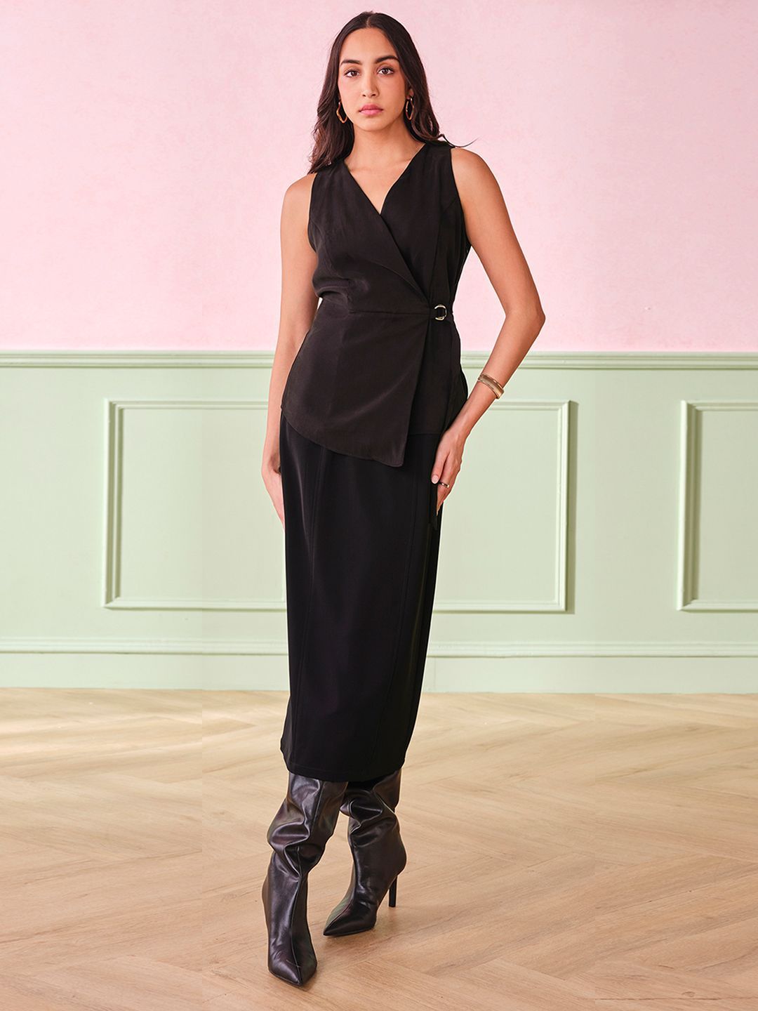 AND Women V-Neck Wrap Top