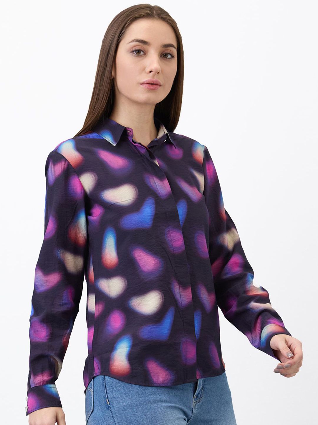 SPYKAR Women Spread Collar Abstract Printed Casual Shirt