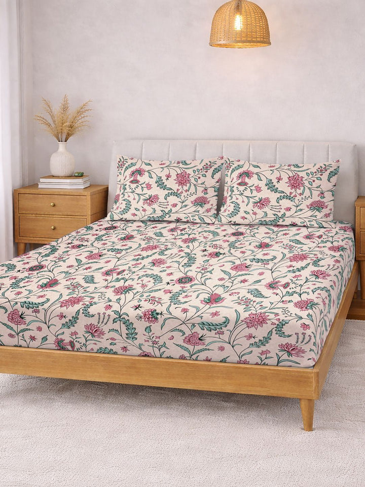 KLOTTHE Beige Floral Printed 300 TC King Bedsheets