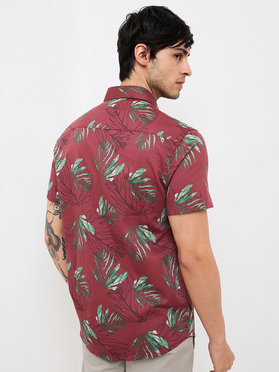 SPYKAR Men Spread Collar Floral Printed Cotton Casual Shirt