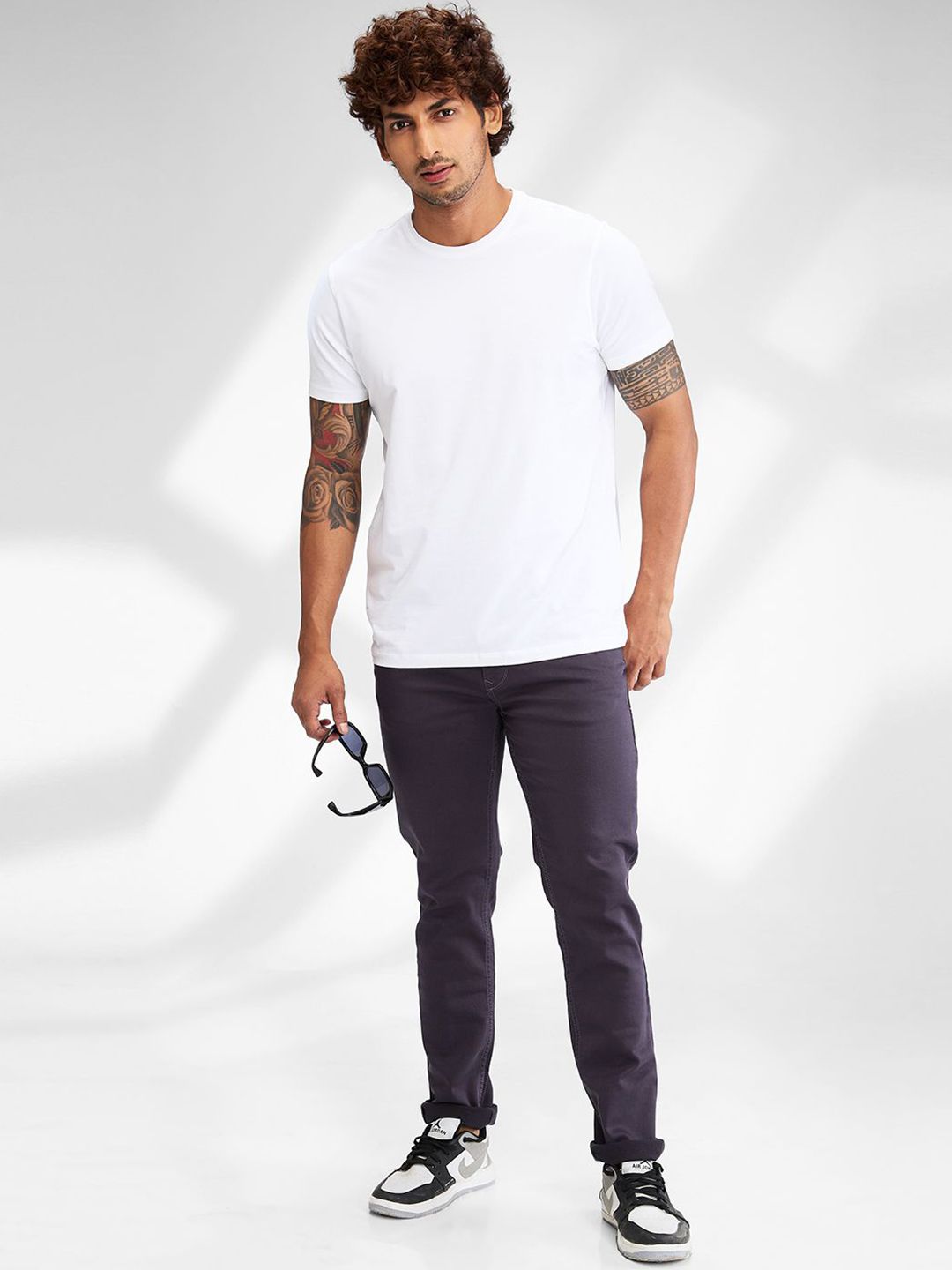 SPYKAR Men Skinny Fit Low-Rise Light Fade Stretchable Jeans