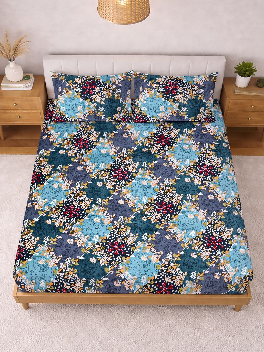 KLOTTHE Blue Floral Fitted Double Bedsheet with 2 Pillow Covers