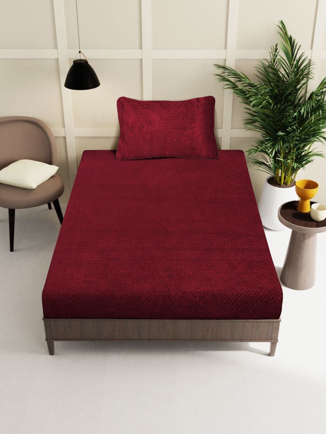 Myntra Elegant Homes Red Dilengkapi Cadar Bulu Single 300 TC Dengan Sarung Bantal-225X150cm