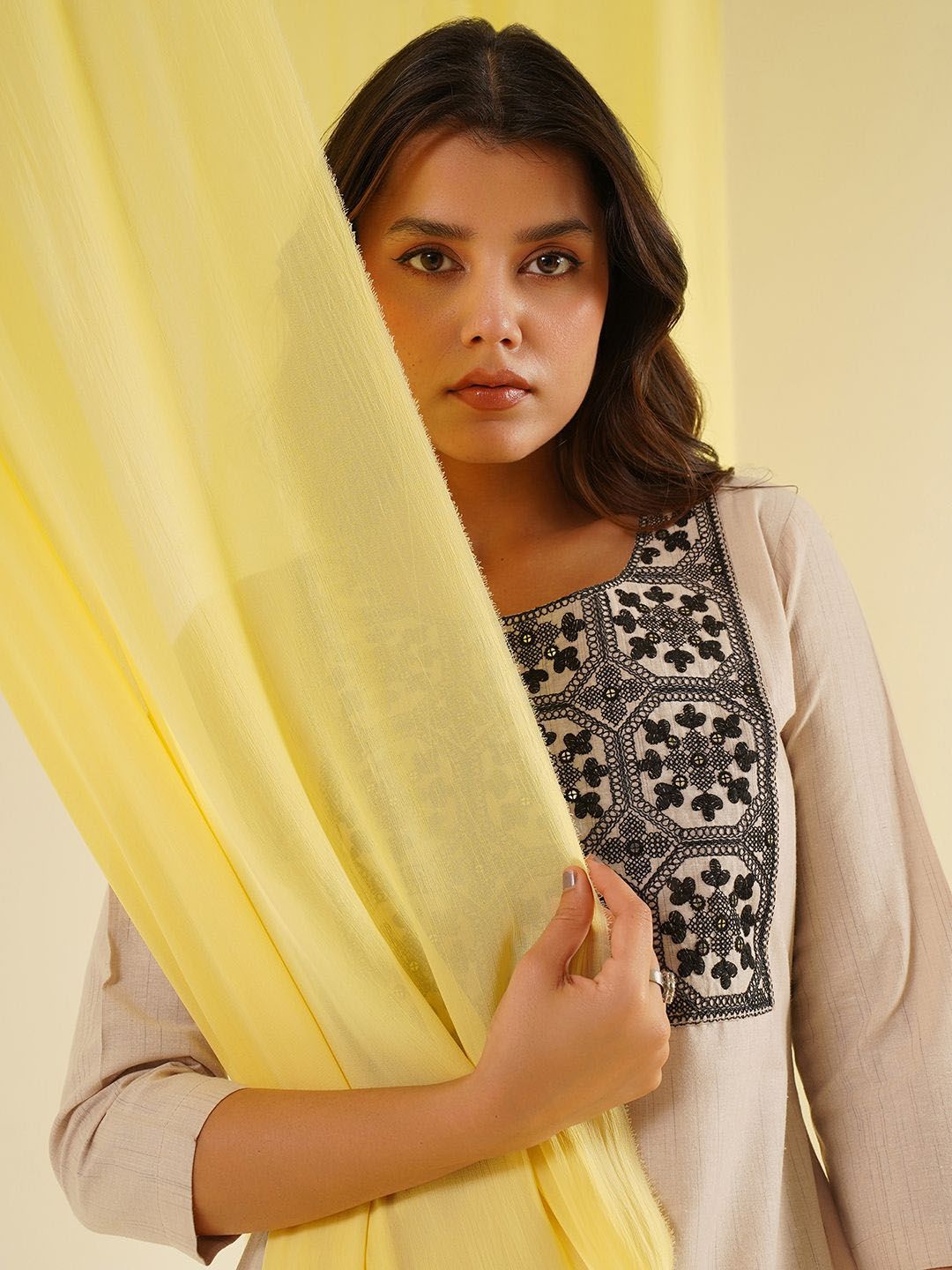 KALINI Women Ethnic Motifs Embroidered Kurta with Trousers