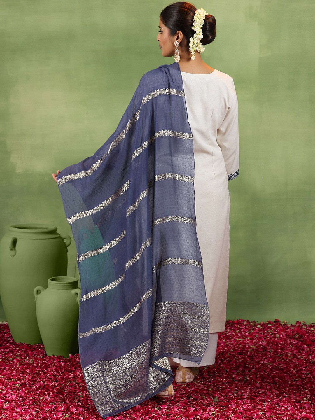 Libas Ethnic Motifs Embroidered Thread Work Straight Kurta With Trousers & Dupatta