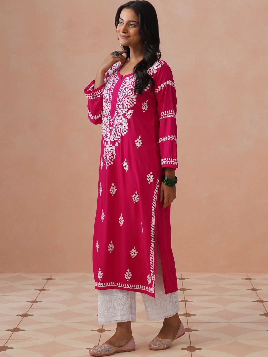 House of Chikankari Women Ethnic Motifs Embroidered Keyhole Neck Chikankari Kurta